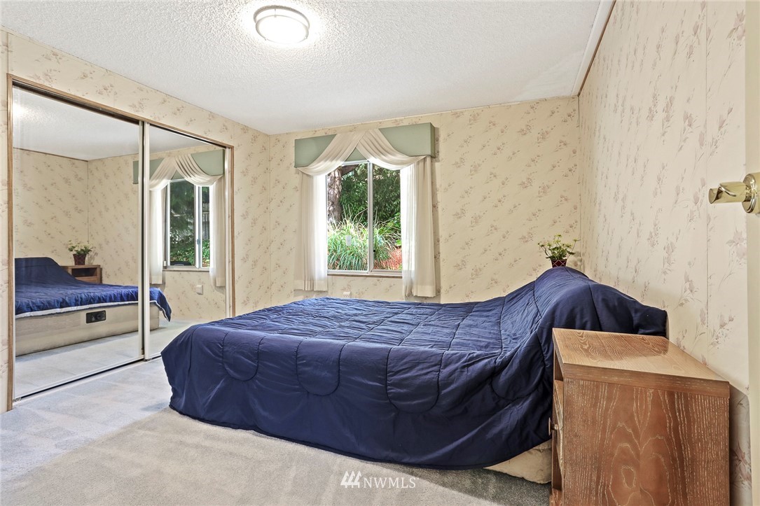 24329 S Park Bothell, WA 98021 - Photo 24 of 39