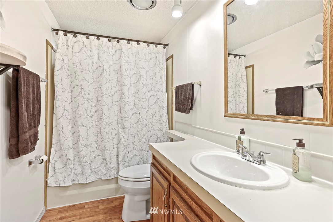 24329 S Park Bothell, WA 98021 - Photo 25 of 39
