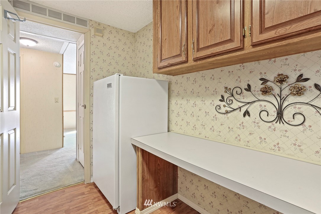 24329 S Park Bothell, WA 98021 - Photo 27 of 39