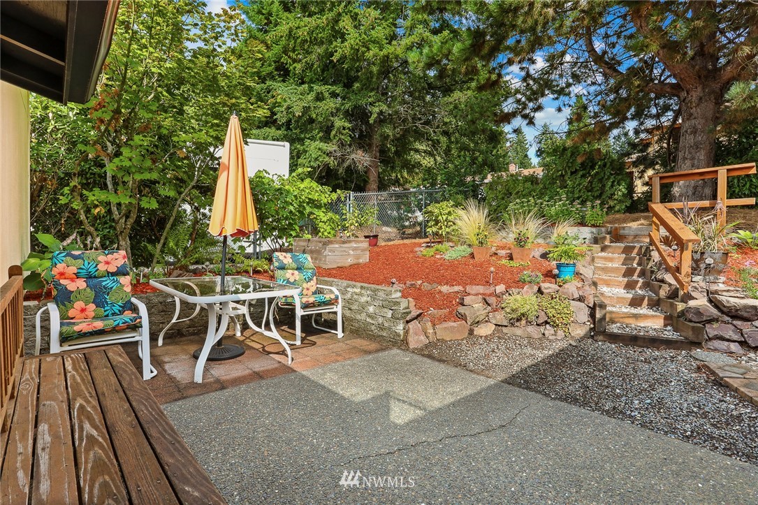 24329 S Park Bothell, WA 98021 - Photo 28 of 39