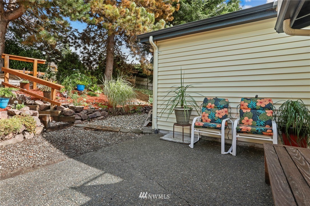 24329 S Park Bothell, WA 98021 - Photo 29 of 39