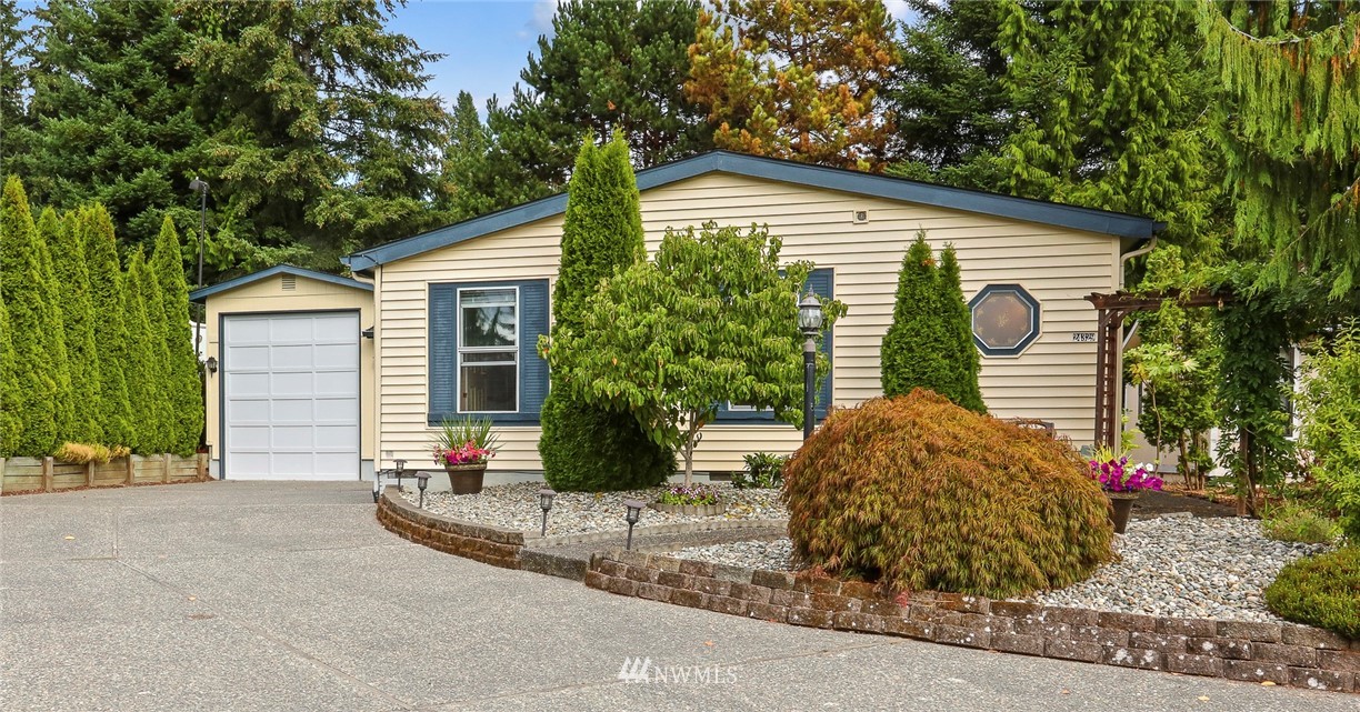 24329 S Park Bothell, WA 98021 - Photo 33 of 39