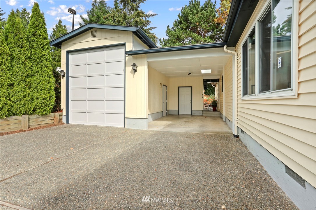 24329 S Park Bothell, WA 98021 - Photo 34 of 39