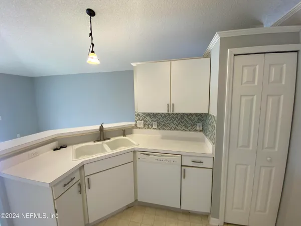 $1,950 | 11486 Kimberly Forest Drive, Jacksonville, FL 32246