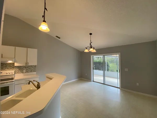 $1,950 | 11486 Kimberly Forest Drive, Jacksonville, FL 32246