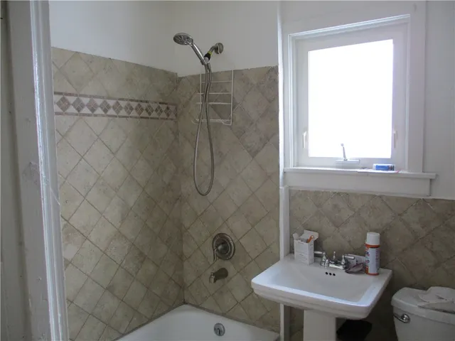 $1,000 | 15 Rowley Avenue, Norwich, NY 13815