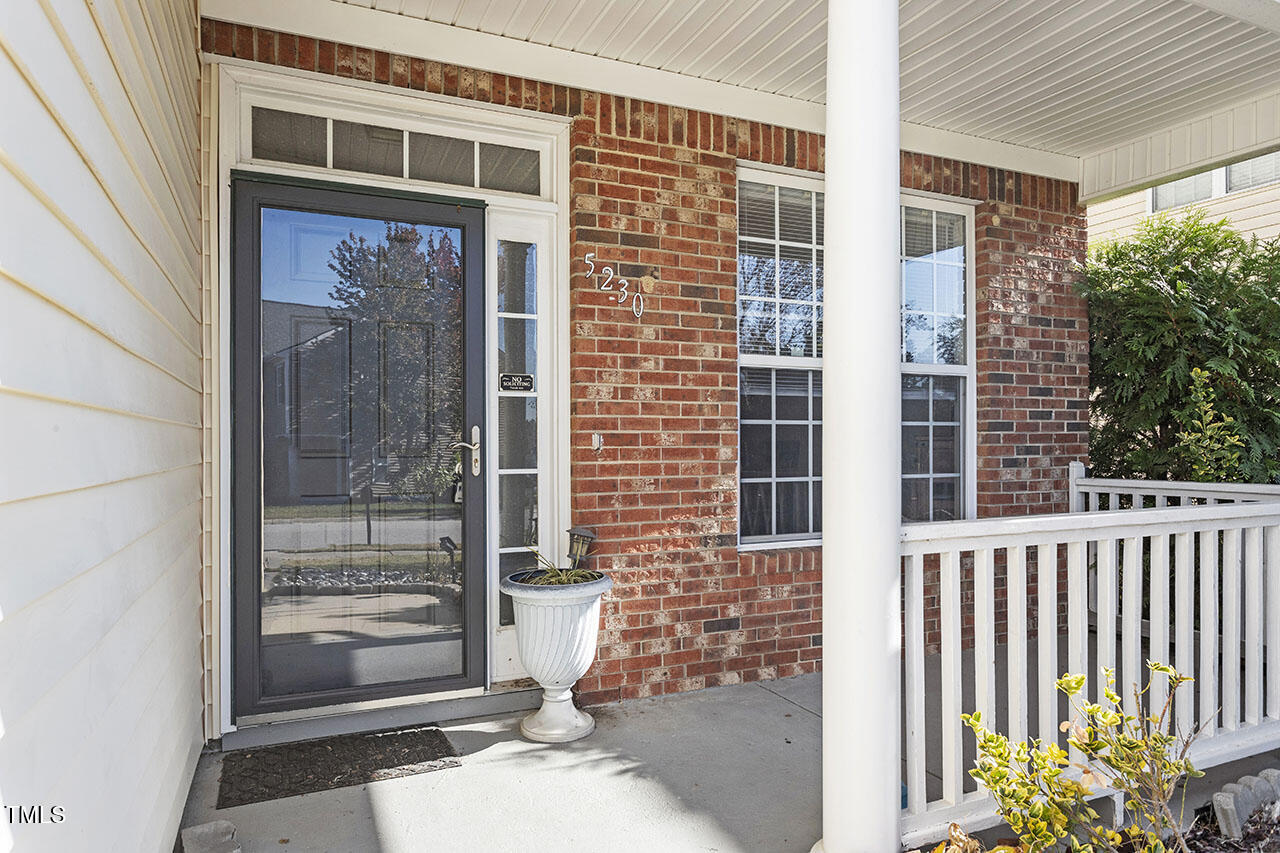 5230 Portside Lane Raleigh, NC 27610 - Photo 5 of 35 5230 Portside Lane_04