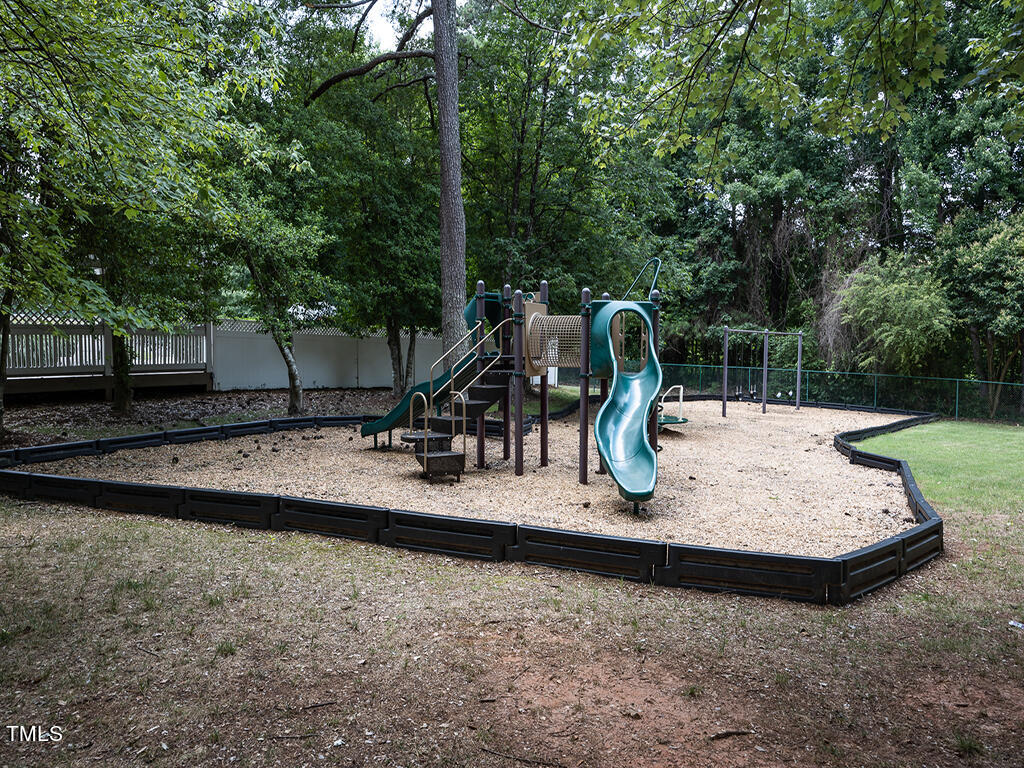 2918 Hawtree Drive Raleigh, NC 27613 - Photo 41 of 50 Mark-10