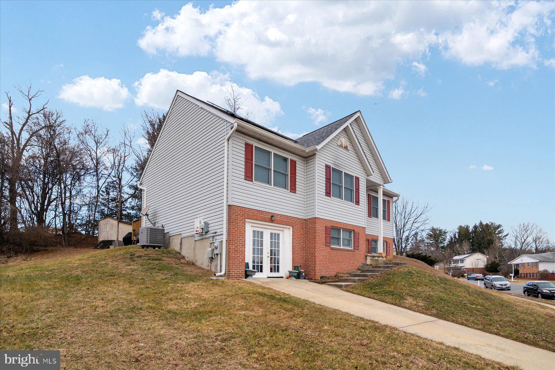 9639 Mendoza Road Randallstown, MD 21133 - Photo 3 of 38