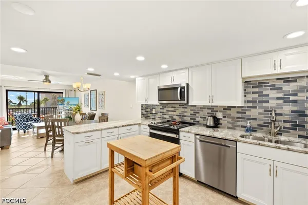 $675,555 | 671 East Gulf Drive, Unit 2C2, Sanibel, FL 33957