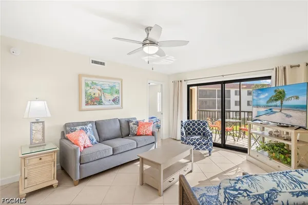 $675,555 | 671 East Gulf Drive, Unit 2C2, Sanibel, FL 33957
