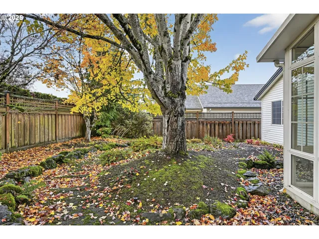 $419,900 | 1617 Northeast 148th Place, Portland, OR 97230
