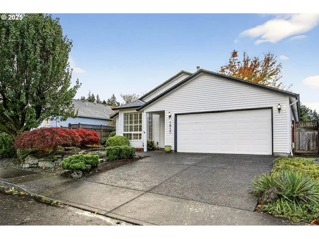 $419,900 | 1617 Northeast 148th Place, Portland, OR 97230