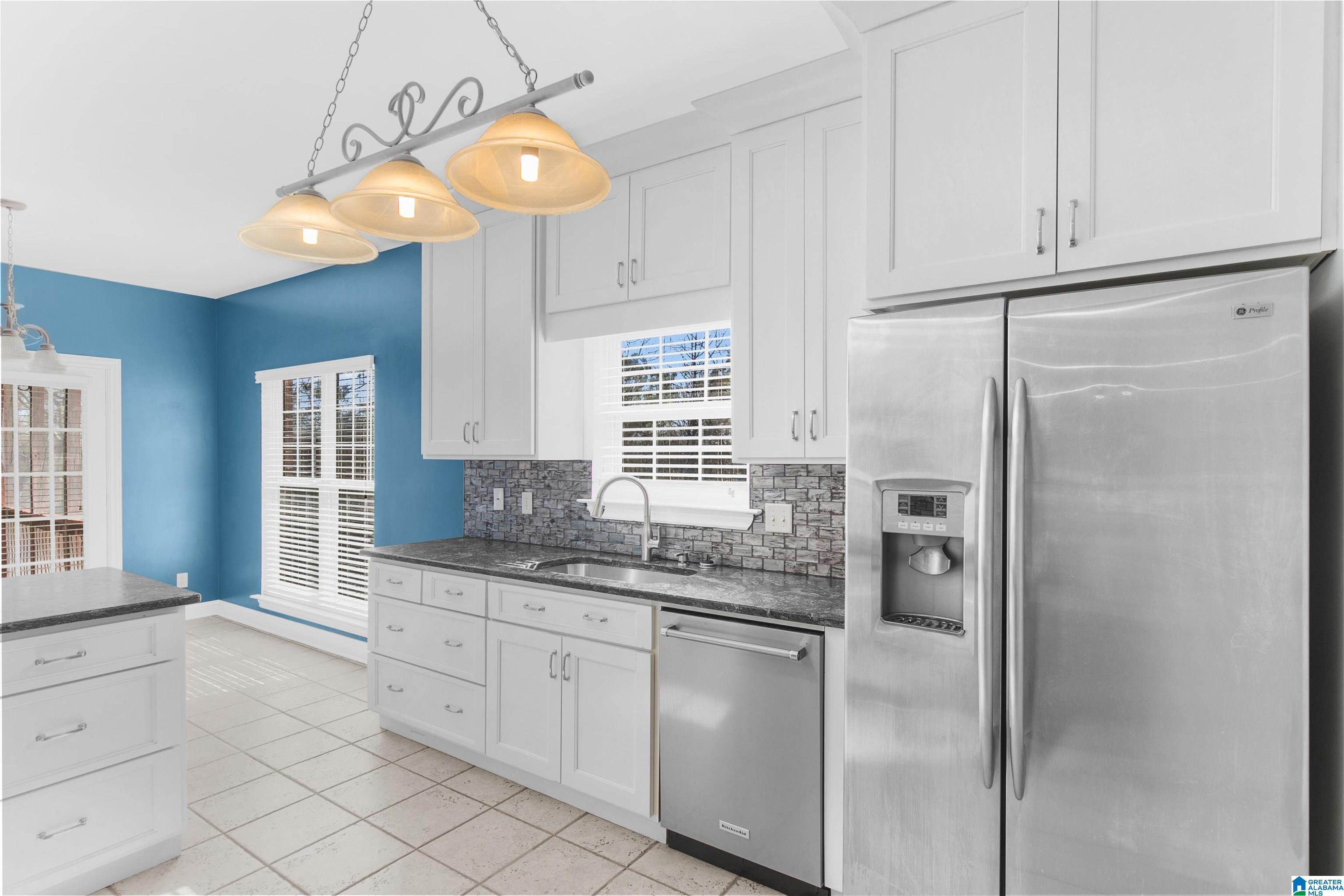 566 White Stone Way Birmingham, AL 35226 - Photo 12 of 31