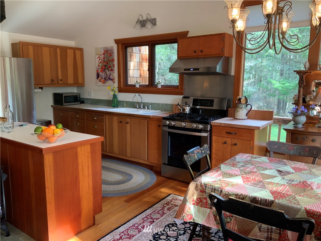 1041 Laporte Road Orcas Island, WA 98245 - Photo 14 of 34 Gallery Image 14