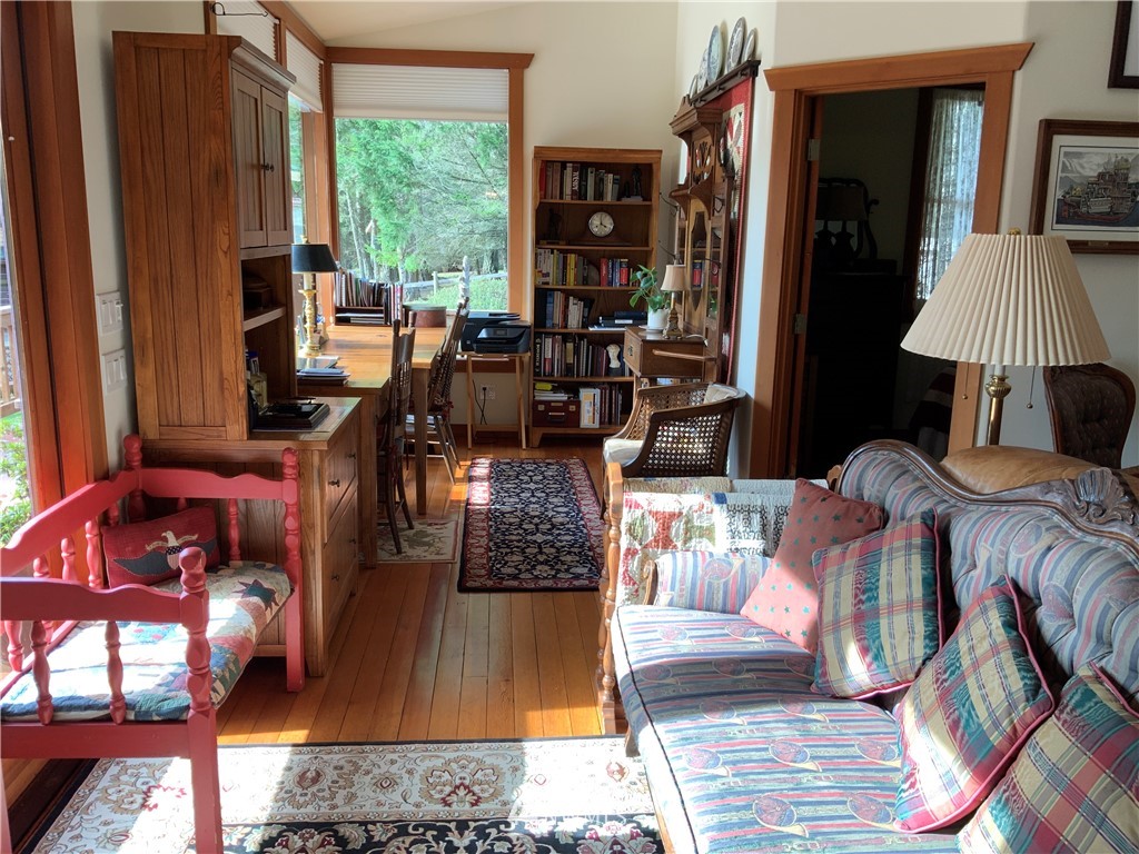 1041 Laporte Road Orcas Island, WA 98245 - Photo 17 of 34 Gallery Image 17