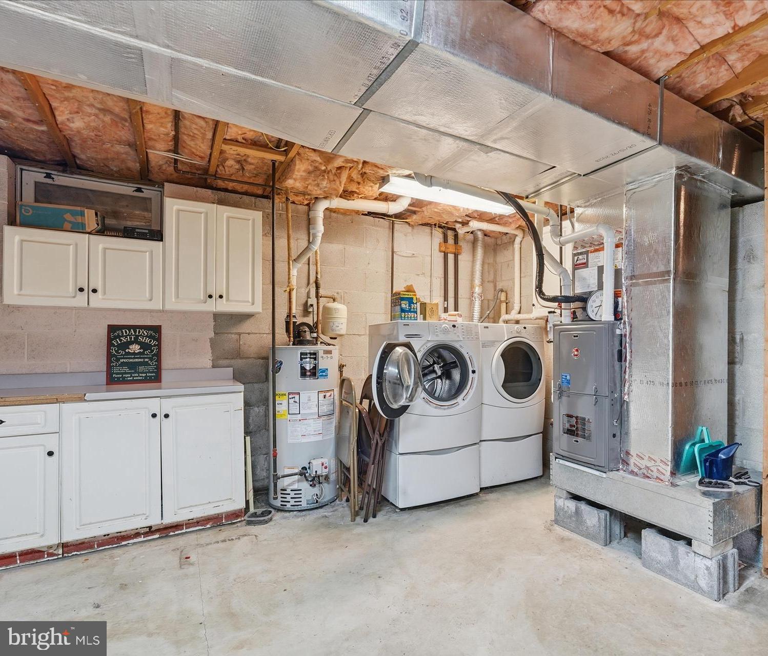 1126 Cobblestone Court Hanover, PA 17331 - Photo 19 of 32 Laundry