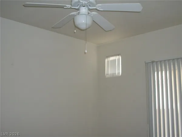 $1,575 | 5855 Valley Drive, Unit 2040, North Las Vegas, NV 89031