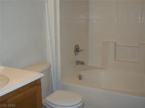 $1,575 | 5855 Valley Drive, Unit 2040, North Las Vegas, NV 89031