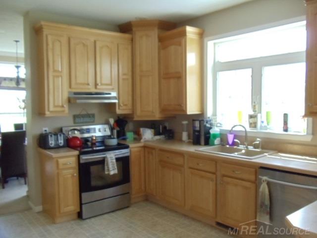 6200 Cribbins Road Croswell, MI 48422 - Photo 12 of 20