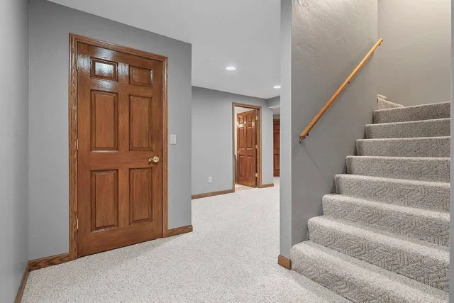 $535,000 | 1000 Rolling Green Drive, Green Bay, WI 54313