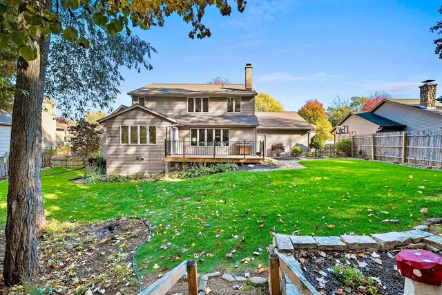 $535,000 | 1000 Rolling Green Drive, Green Bay, WI 54313