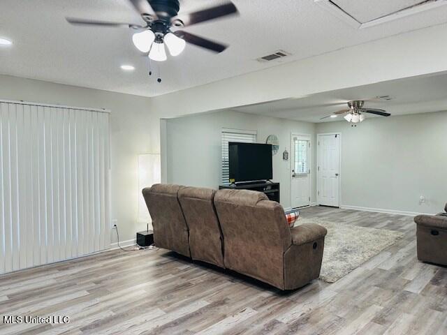 113 Richardson Road Picayune, MS 39466 - Photo 8 of 25 9516E0A6-5BA0-4CEB-8EE4-9355D2B79FED