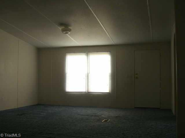 836 (428) Sparger Rd Mount Mount Airy, NC 27030 - Photo 4 of 9 Other. Living Room
