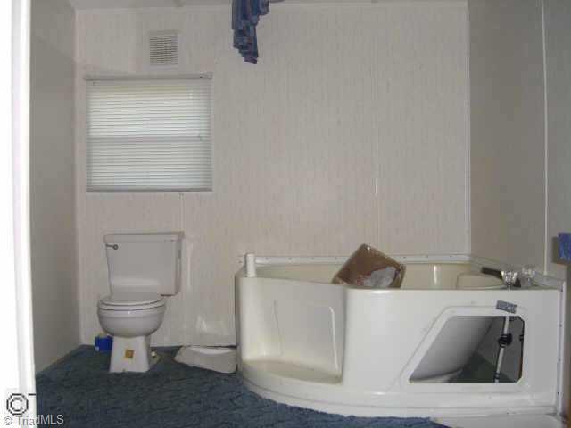 836 (428) Sparger Rd Mount Mount Airy, NC 27030 - Photo 7 of 9 Other. Master Bath