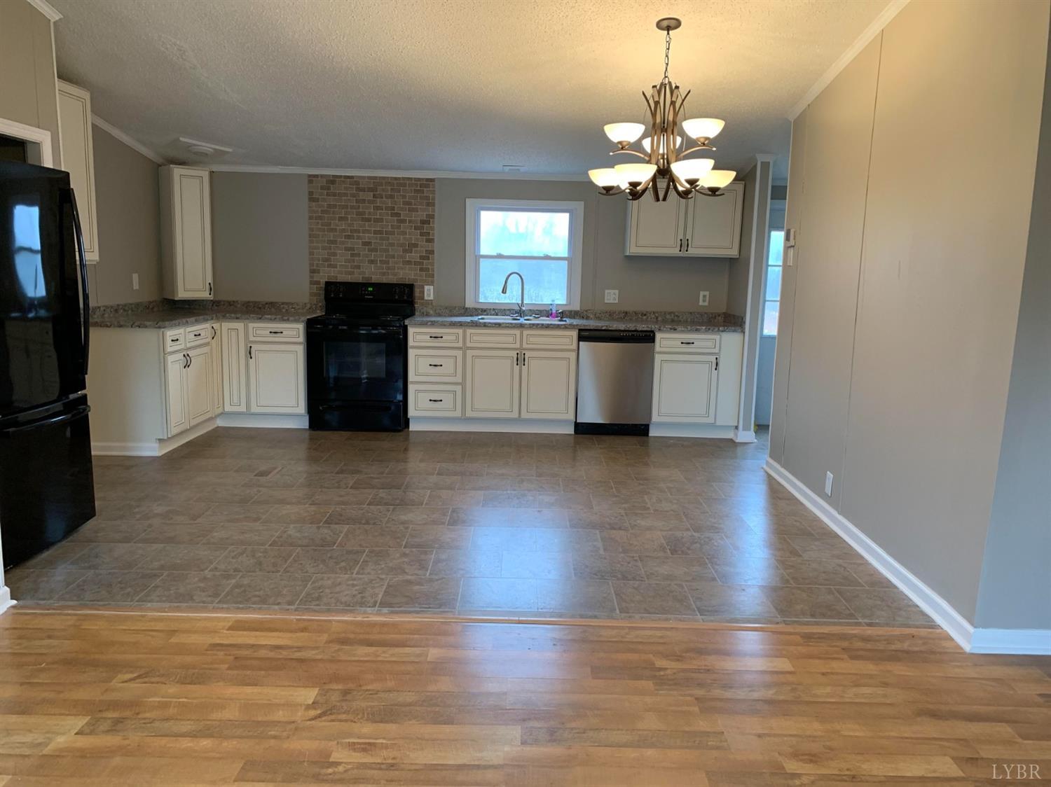 4170 Falling Creek Road Bedford, VA 24523 - Photo 6 of 18 Gallery Image 6