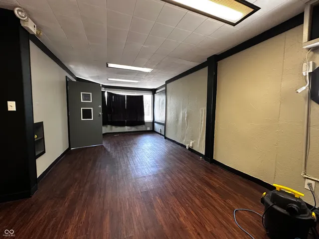 $599,900 | 116 1/2 East Church Street, Alexandria, IN 46001