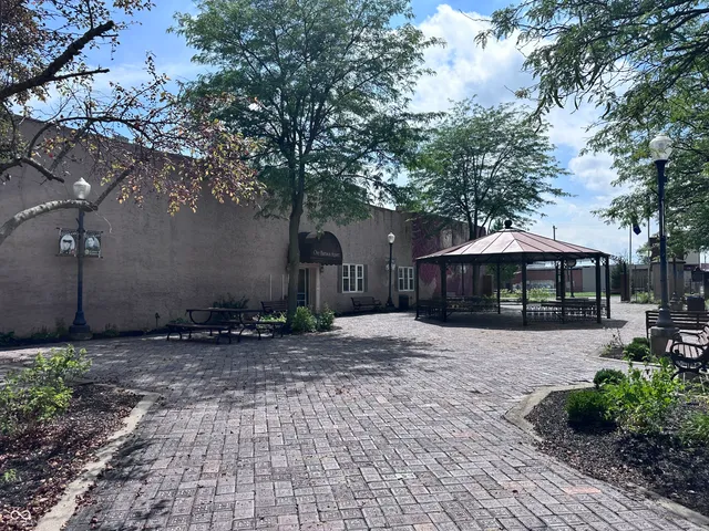 $599,900 | 116 1/2 East Church Street, Alexandria, IN 46001