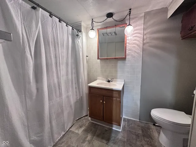 $599,900 | 116 1/2 East Church Street, Alexandria, IN 46001