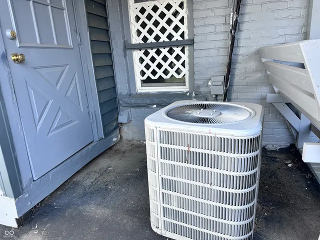 $599,900 | 116 1/2 East Church Street, Alexandria, IN 46001