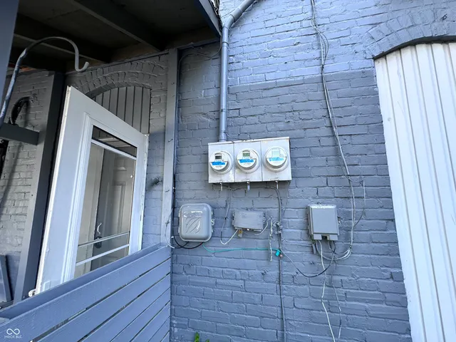 $599,900 | 116 1/2 East Church Street, Alexandria, IN 46001