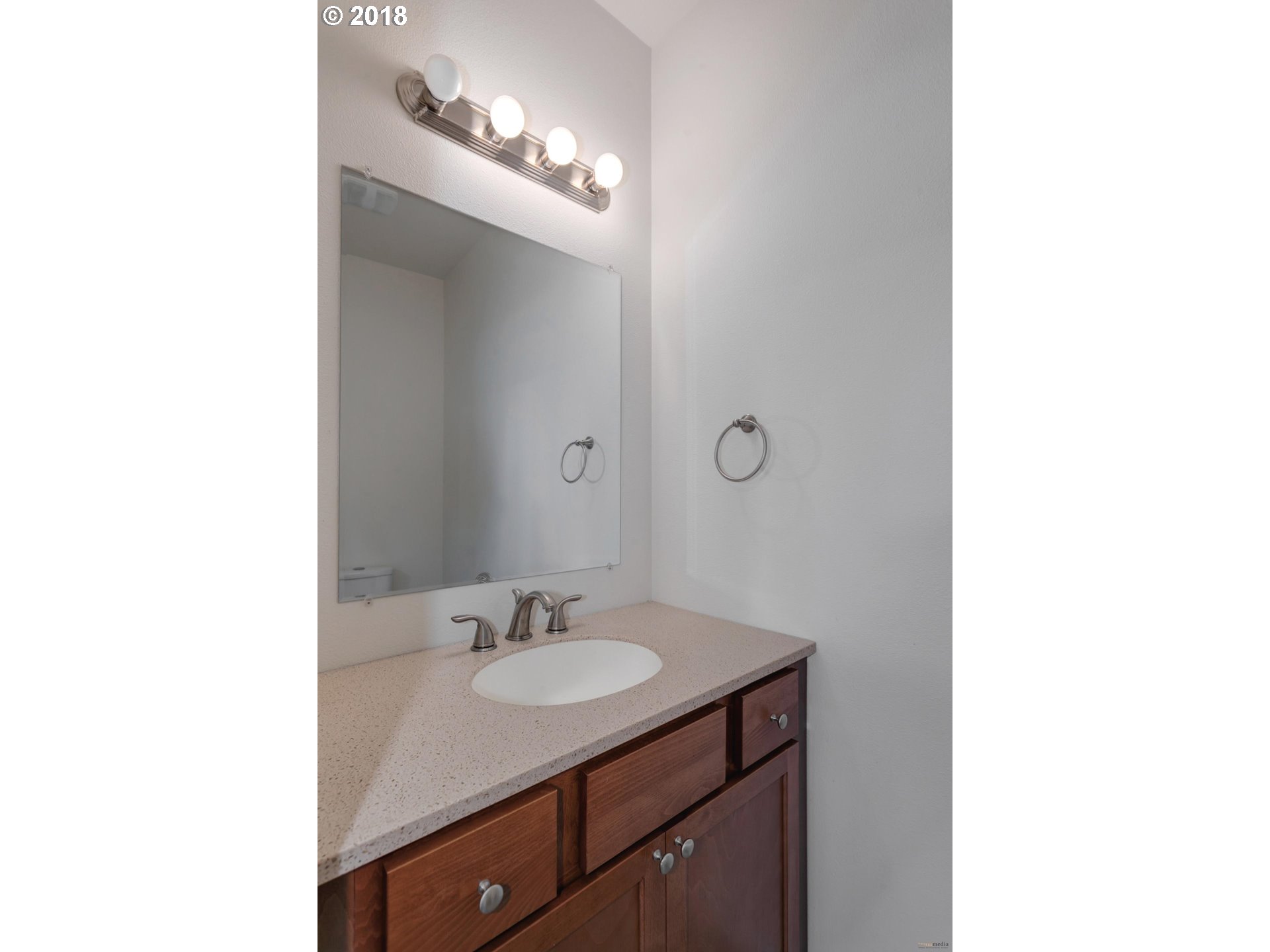 5770 Northwest Glencoe Road Hillsboro, OR 97124 - Photo 17 of 24 Gallery Image 17