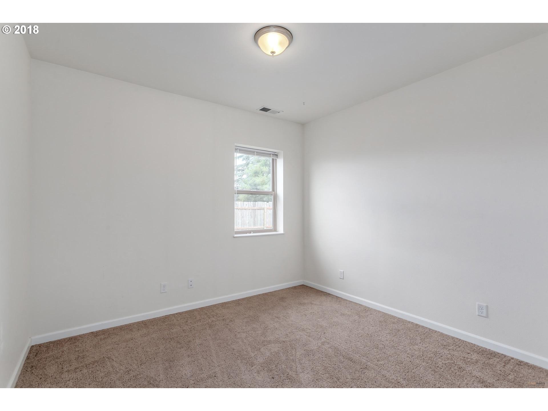 5770 Northwest Glencoe Road Hillsboro, OR 97124 - Photo 20 of 24 Gallery Image 20