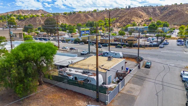 a view of walk in closet