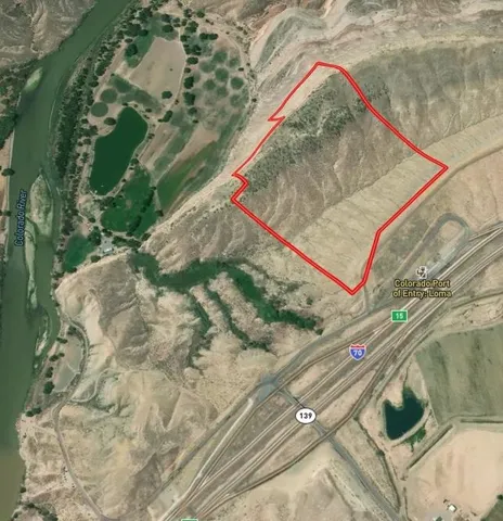 $1,500,000 | 1275 Hawkeye Road, Loma, CO 81524