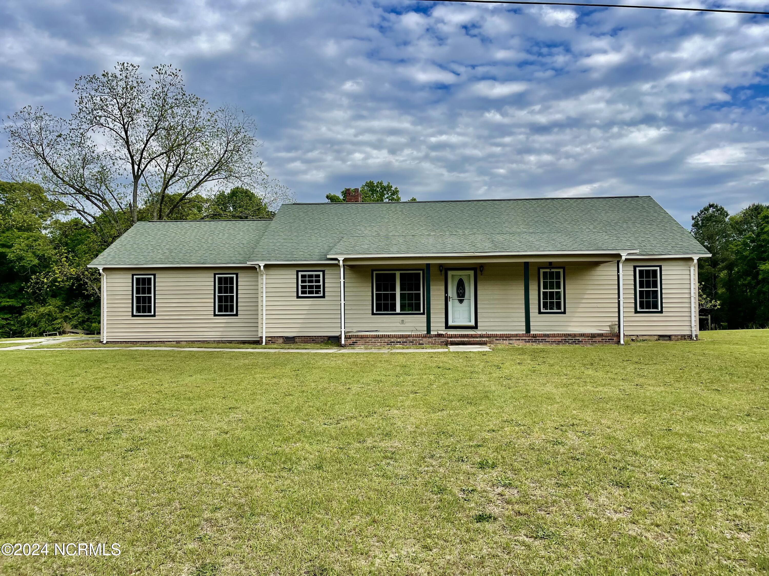 406 Roberdel School Road Rockingham, NC 28379 - Photo 1 of 27 406 Roberdel school rd