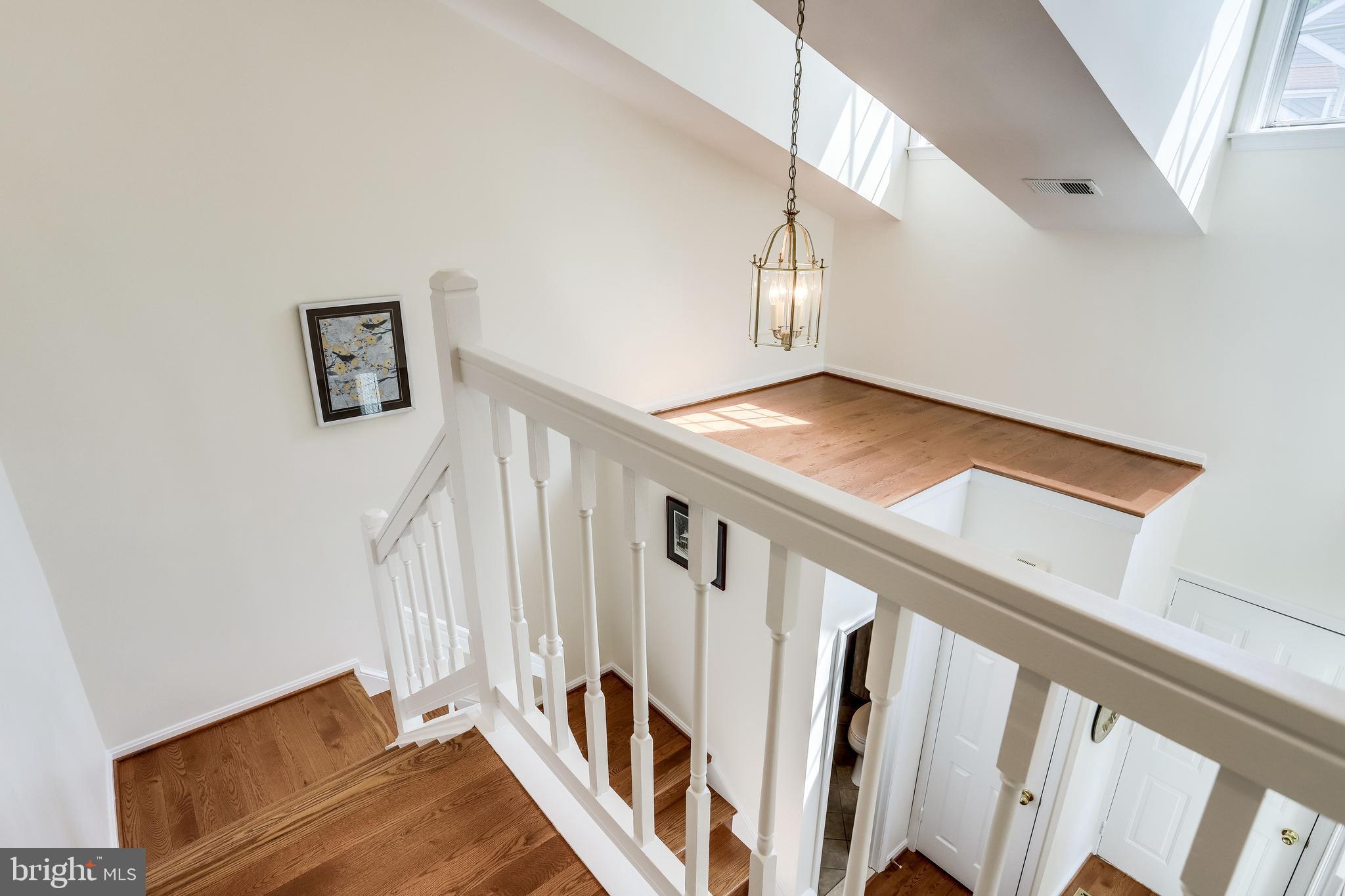 1512 Deer Point Way Reston, VA 20194 - Photo 27 of 84 2nd story overlook