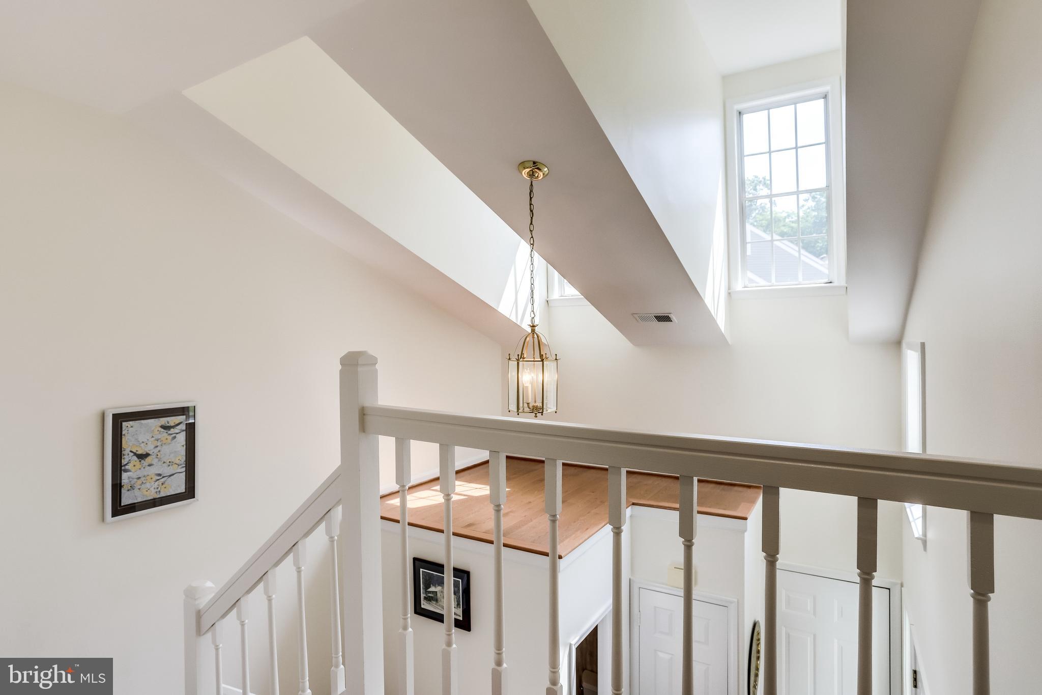 1512 Deer Point Way Reston, VA 20194 - Photo 28 of 84