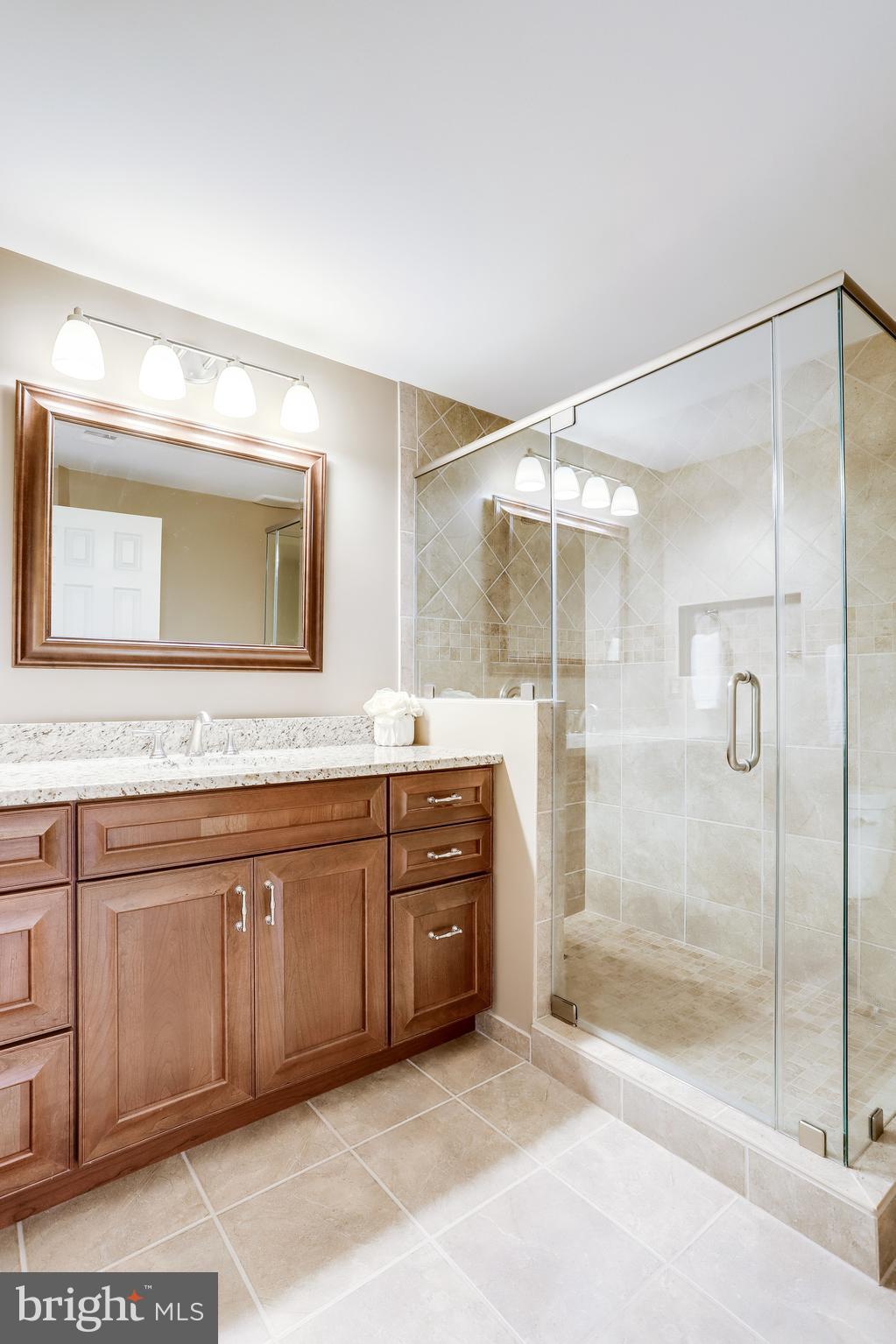 1512 Deer Point Way Reston, VA 20194 - Photo 36 of 84 Renovated Master bath
