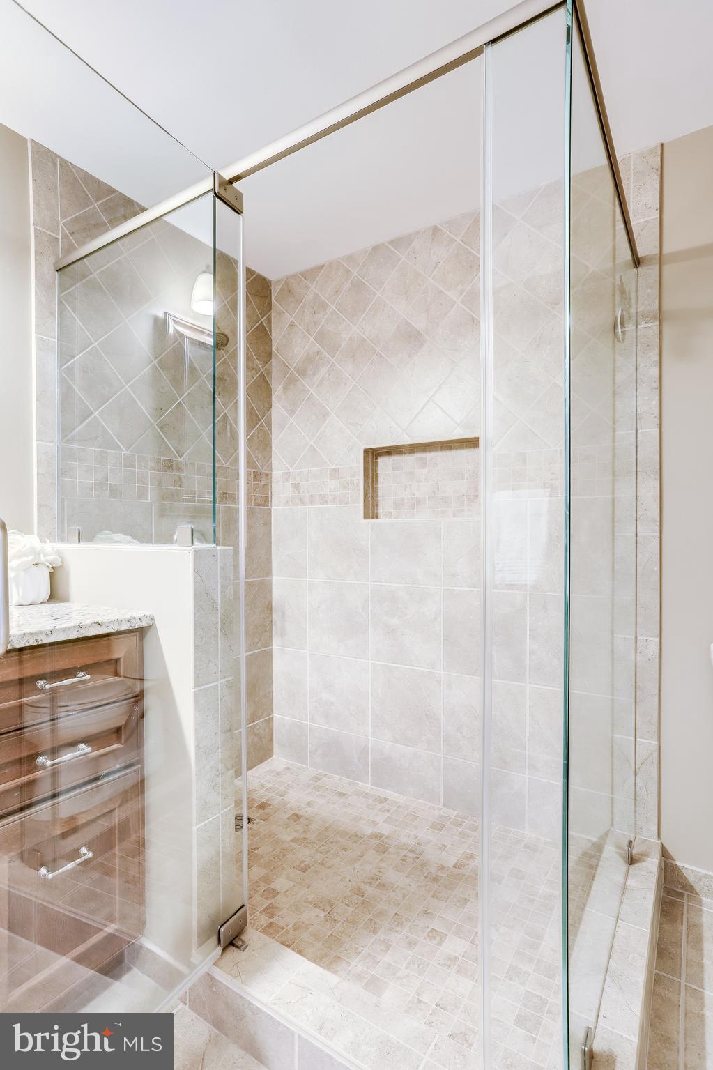 1512 Deer Point Way Reston, VA 20194 - Photo 37 of 84