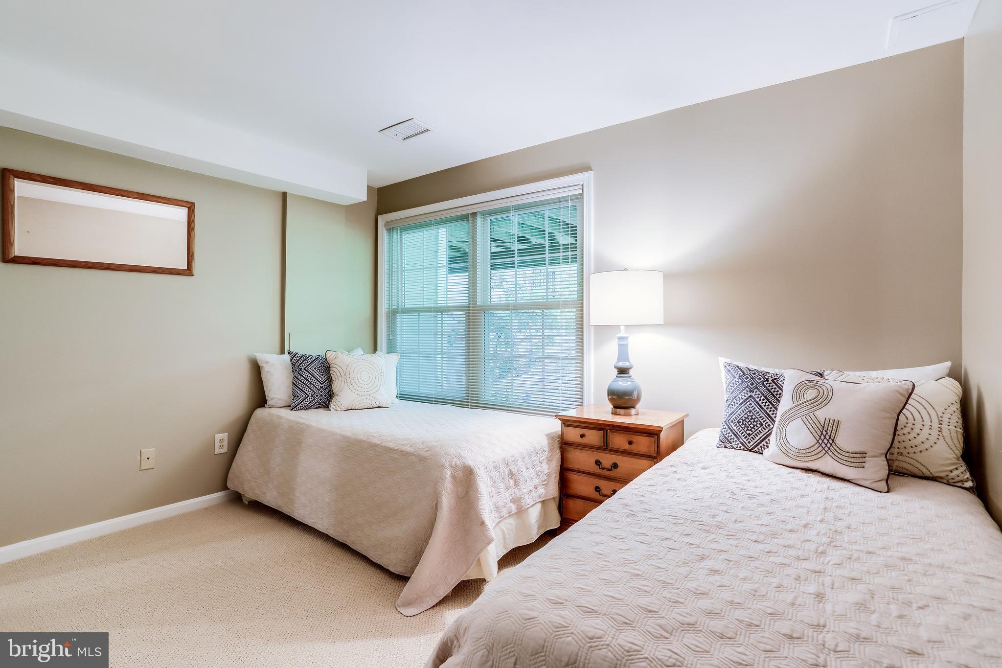 1512 Deer Point Way Reston, VA 20194 - Photo 60 of 84 Lots of light