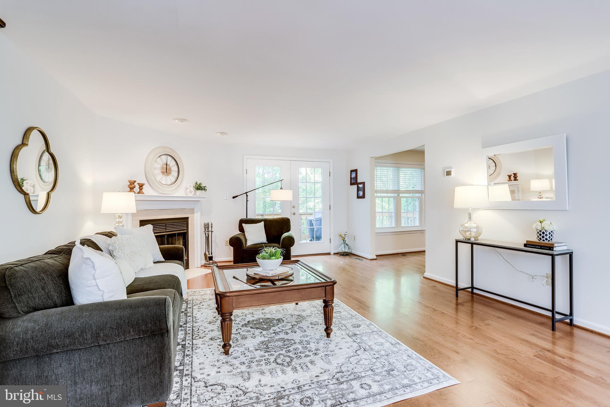 1512 Deer Point Way Reston, VA 20194 - Photo 7 of 84