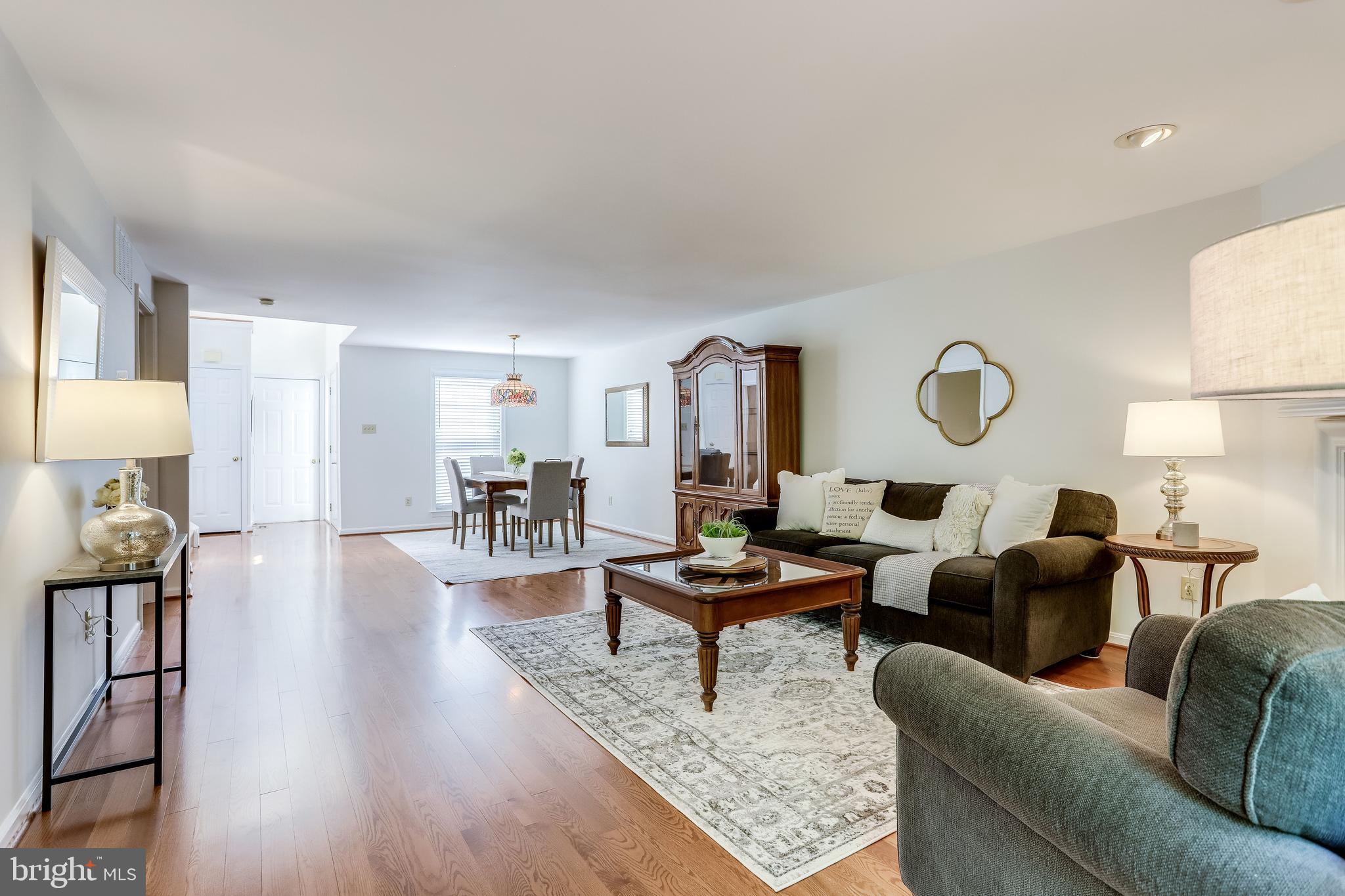 1512 Deer Point Way Reston, VA 20194 - Photo 8 of 84