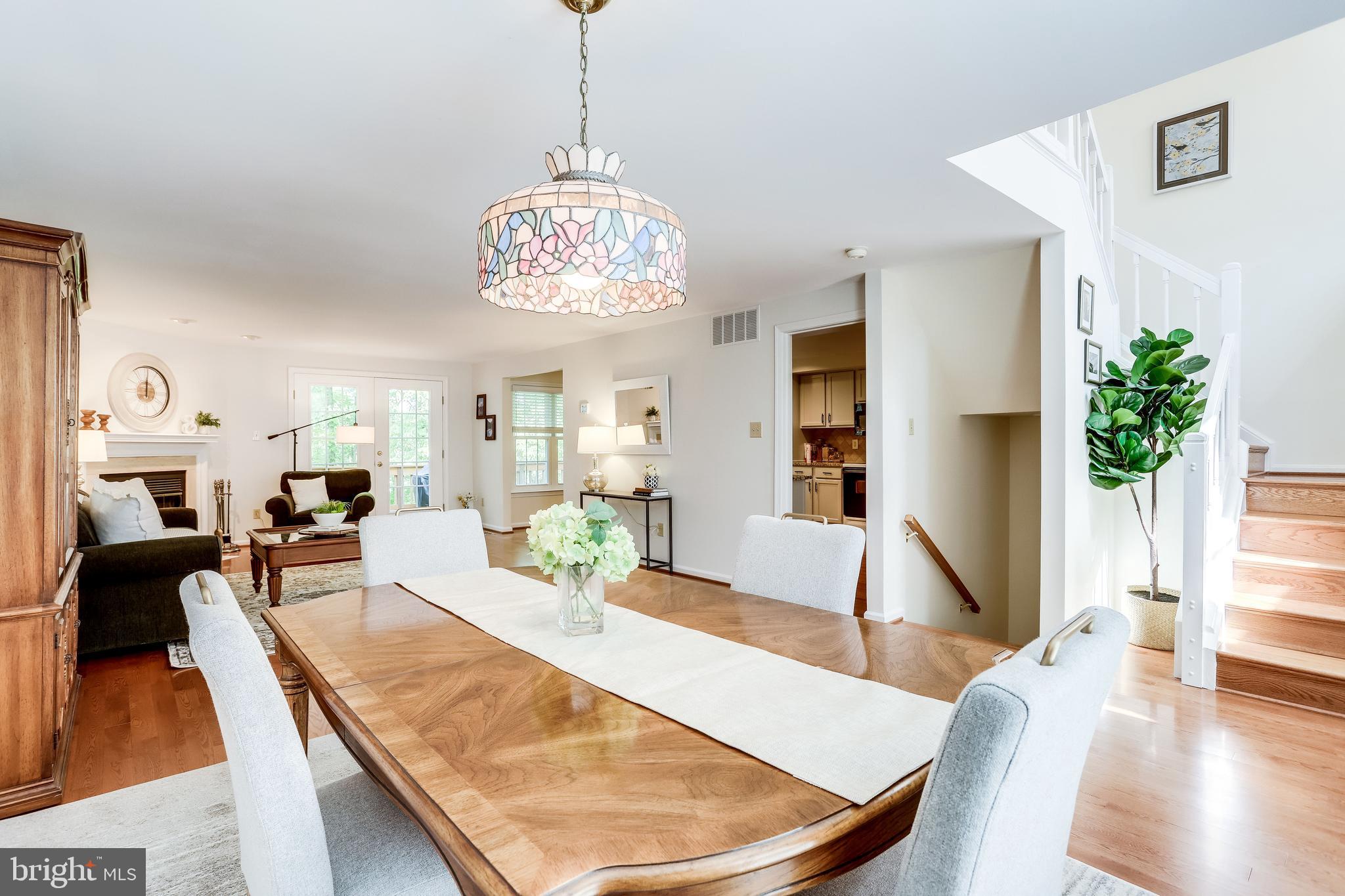 1512 Deer Point Way Reston, VA 20194 - Photo 9 of 84