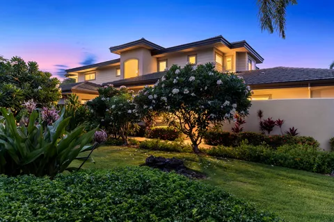 $2,895,000 | 68-1025 North Kaniku Drive, Unit 423, Kamuela, HI 96743
