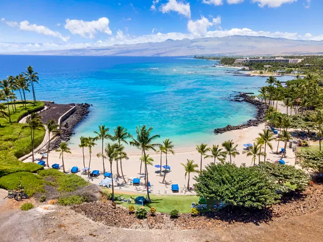 $2,949,000 | 68-1025 North Kaniku Drive, Unit 423, Kamuela, HI 96743